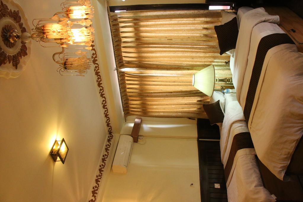 Hotel Florid Kathmandu Buitenkant foto