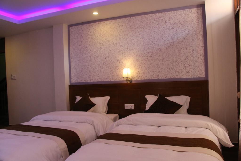 Hotel Florid Kathmandu Buitenkant foto