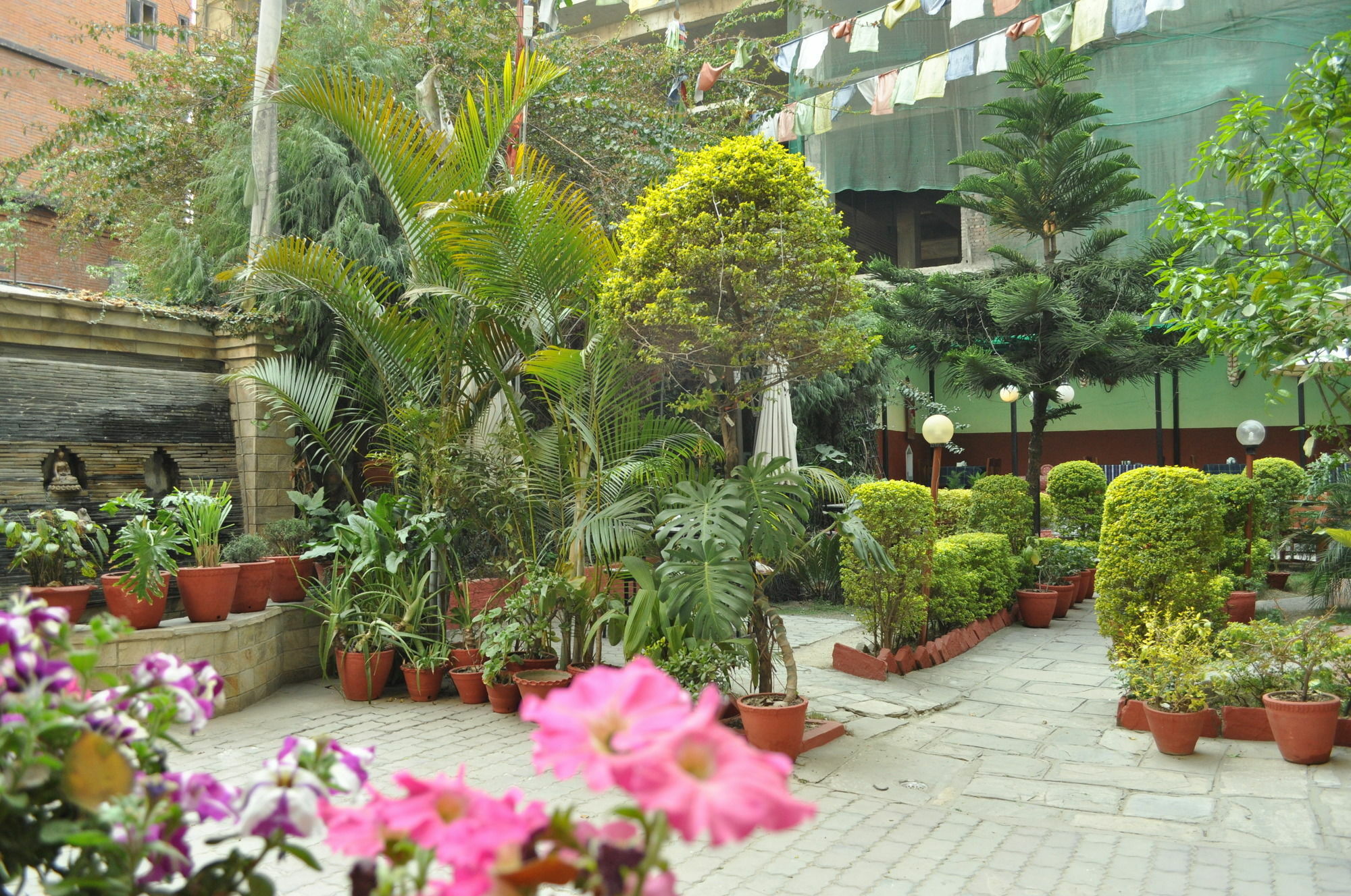 Hotel Florid Kathmandu Buitenkant foto